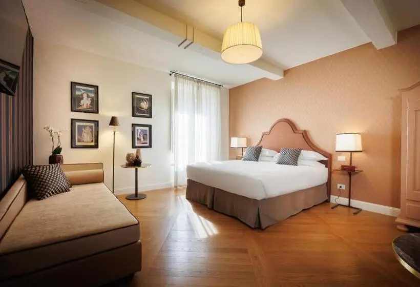 اتاق لوکس با تخت بزرگ, Maison Santa Croce