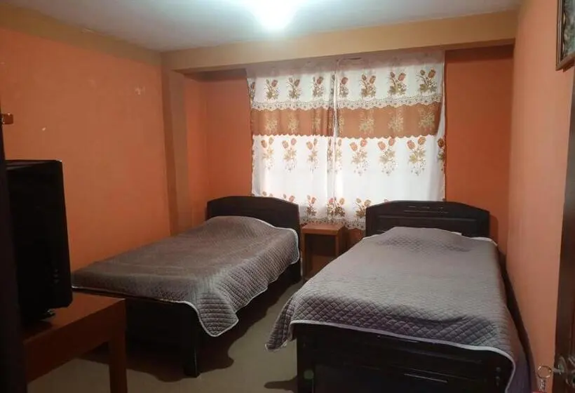 اتاق استاندارد سه تخته با سرویس بهداشتی مشترک, Puerto Alegre Copacabana