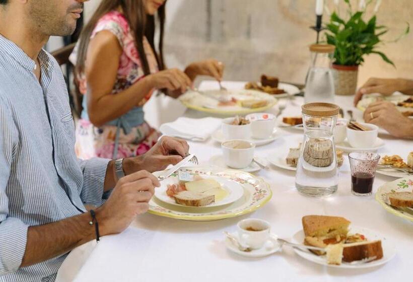 수피리어 룸, Castel Di Luco