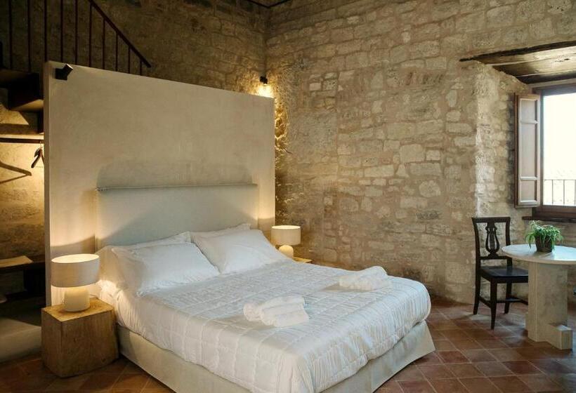 4인용 수피리어 룸, Castel Di Luco