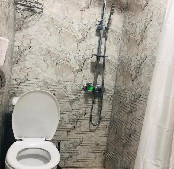 استودیوی استاندارد, Old Rabati