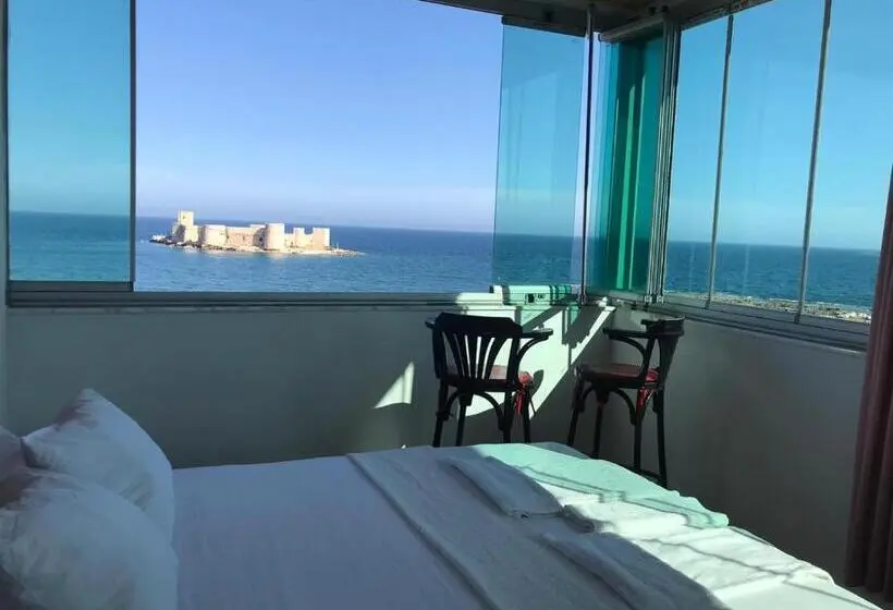 Deluxe Kolmen Hengen Huone Merinäkymä, Angel Beach