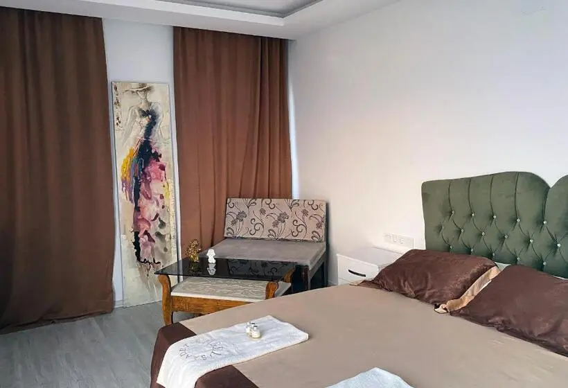 Deluxe Kolmen Hengen Huone Merinäkymä, Angel Beach