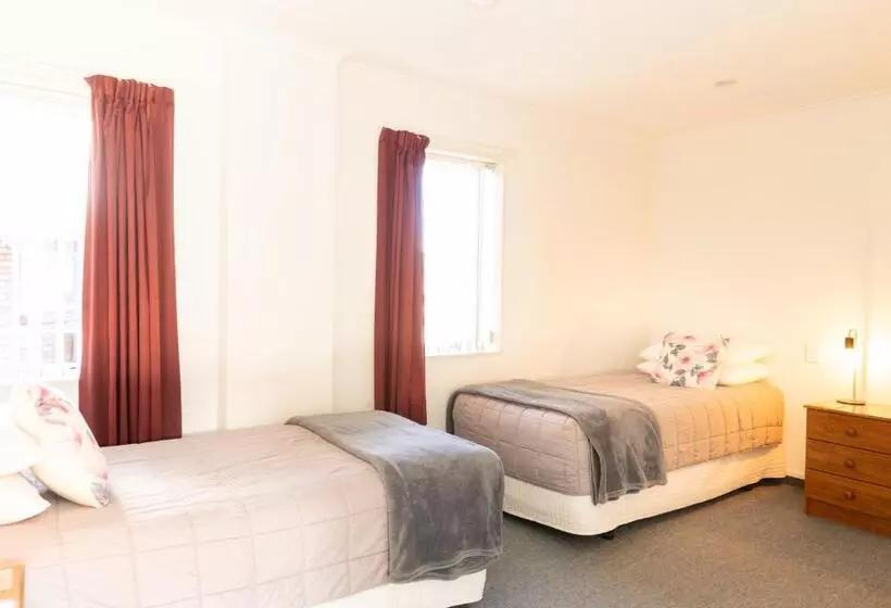 ２ベッドルームアパートメント, Alexandra Heights Motel
