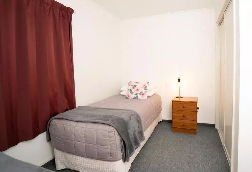 ２ベッドルームアパートメント, Alexandra Heights Motel