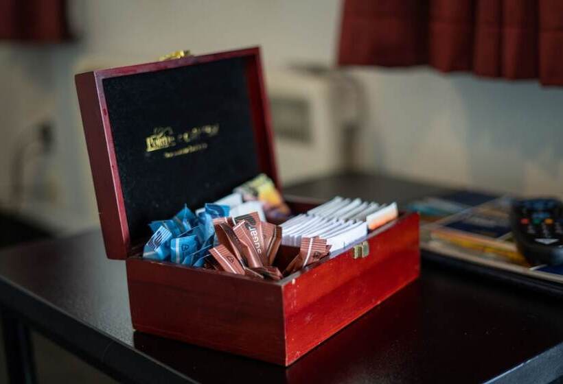 استودیو استاندارد با چشمانداز کوهستان, Alexandra Heights Motel