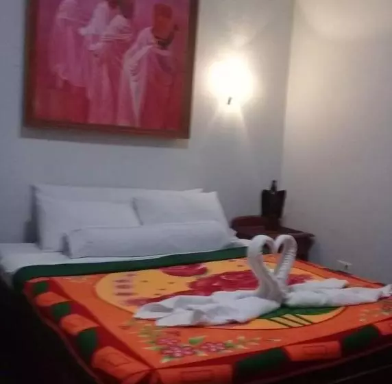 デラックスファミリールーム, Antonios Pension House