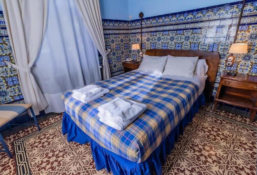 基本间, Posada Real Quinta San Jose