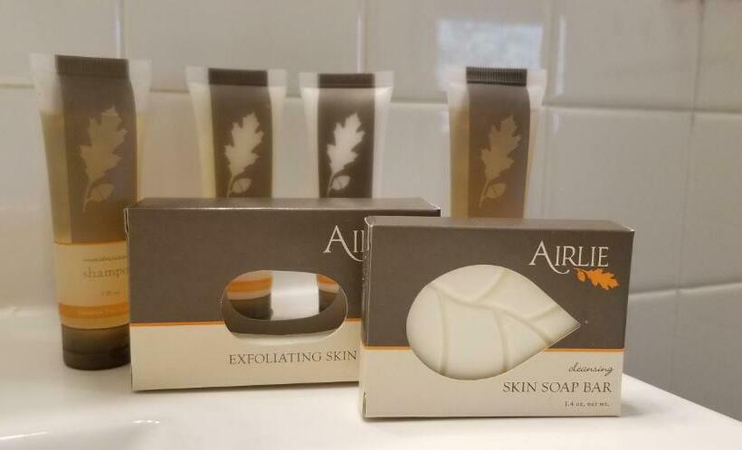 غرفة قياسية, Airlie