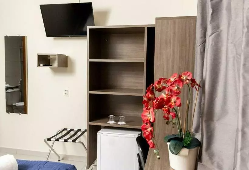 اتاق استاندارد, Astor