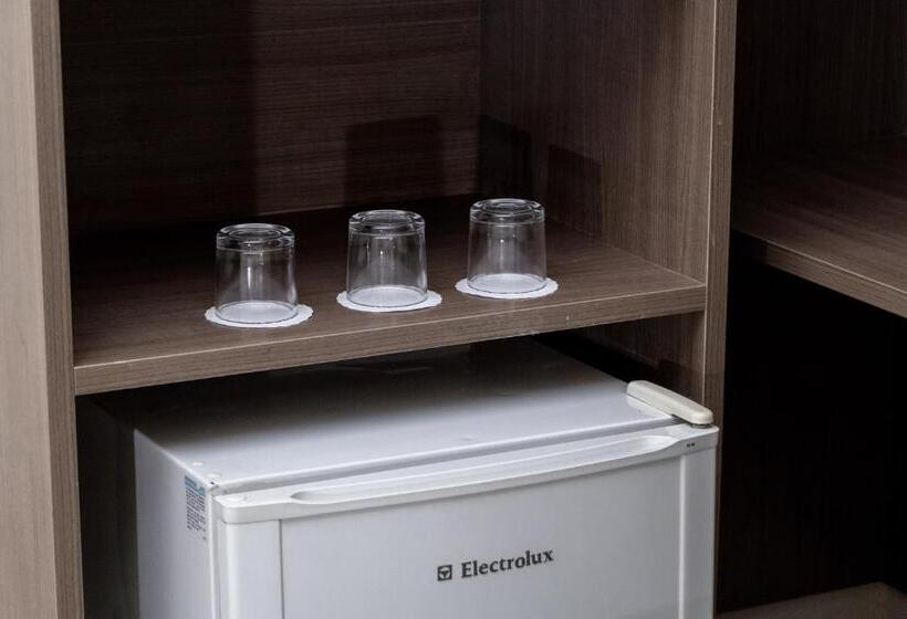 חדר סטנדרט, Astor