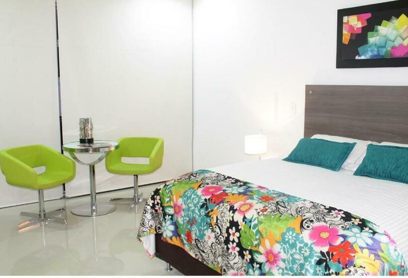 주니어 스위트, Baroca