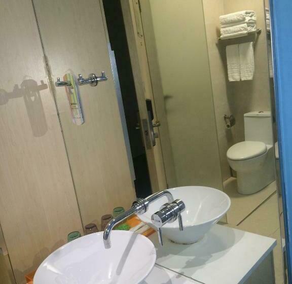 اتاق لوکس, Colour Inn She Kou Branch