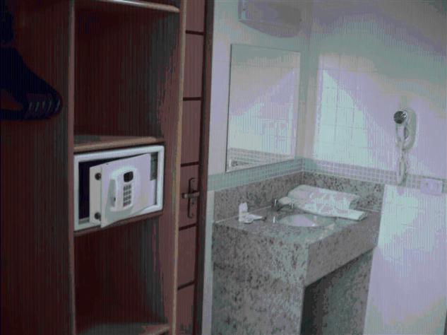 اتاق استاندارد چهار تخته, Do Prado