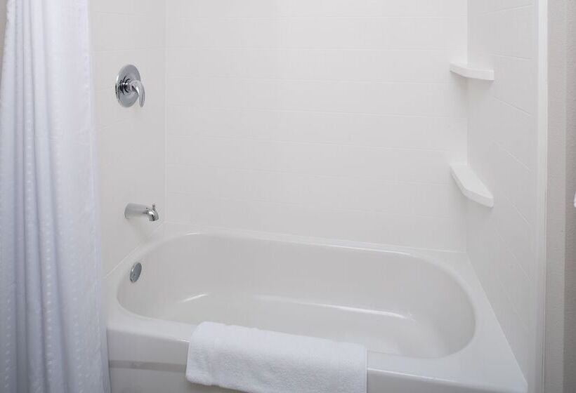 Люкс, Holiday Inn Express & Suites Kingdom City, An Ihg