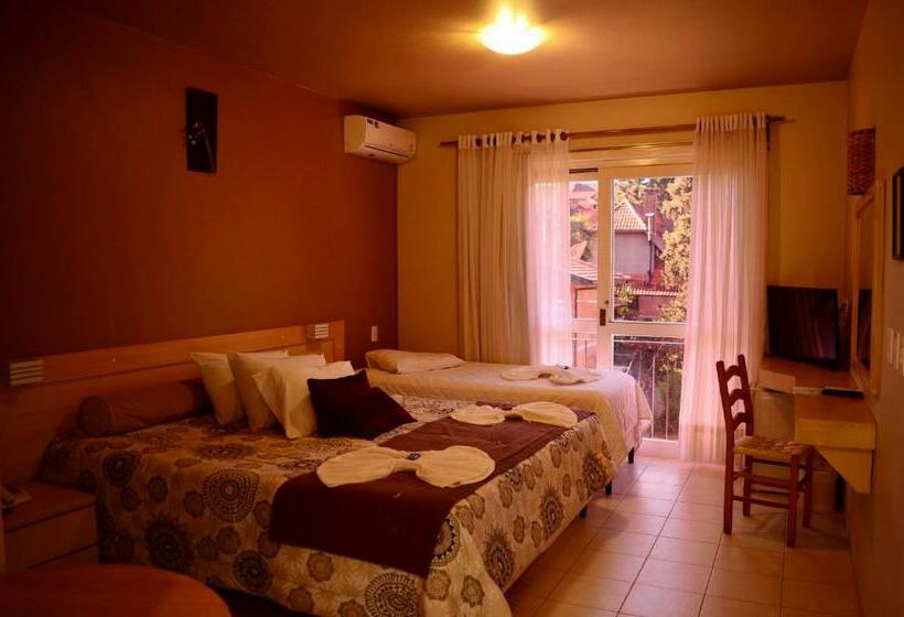 Quarto Familiar Deluxe, Pousada Tango