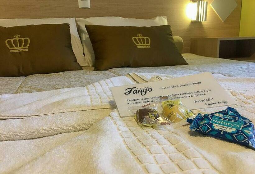 Quarto Estandar, Pousada Tango