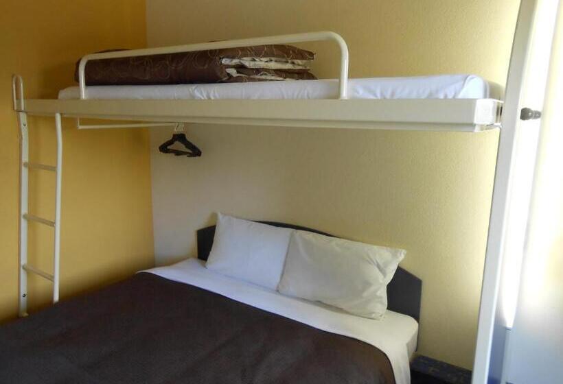 标准三人间, Select Inn Numazu