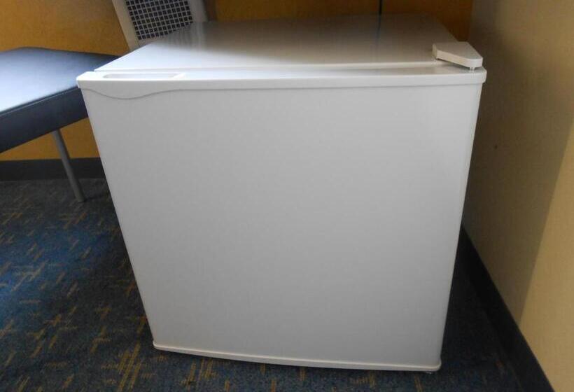 标准三人间, Select Inn Numazu