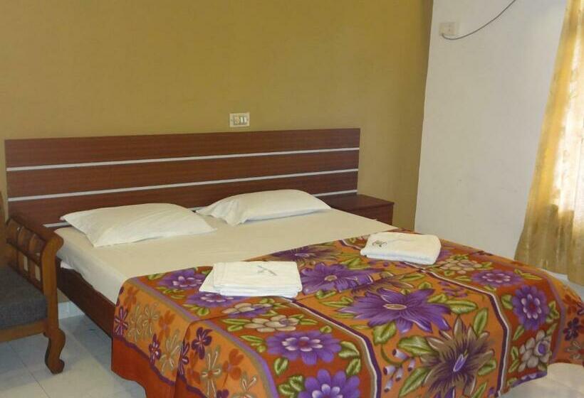 Quarto Executivo, Shalimar Residency