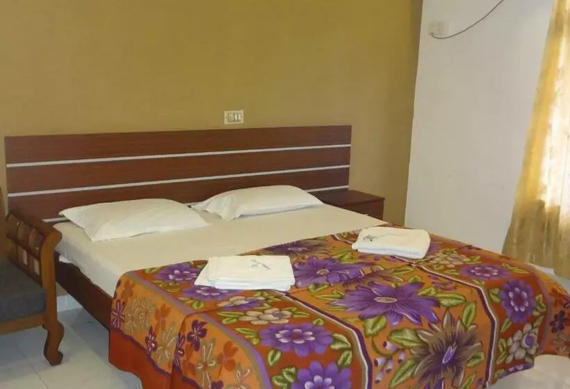 اتاق اجرایی, Shalimar Residency