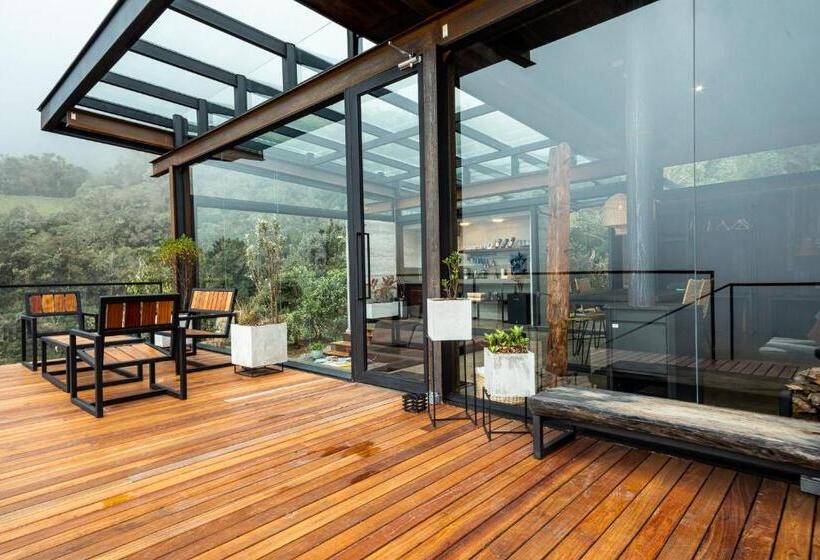 سوییت لوکس, Termales Del Ruiz