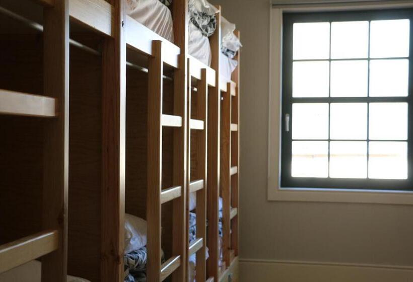 سرير فى غرفة مشتركه, Nice Way Porto Hostel