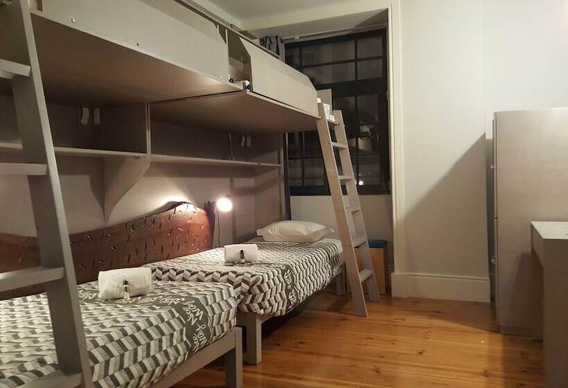 غرفة عائلية حمام مشترك, Nice Way Porto Hostel