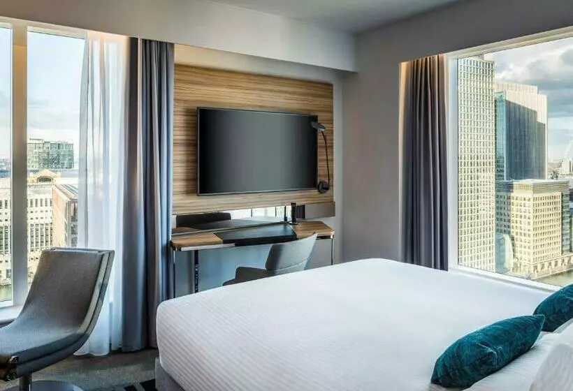 スーペリアールーム, Novotel London Canary Wharf