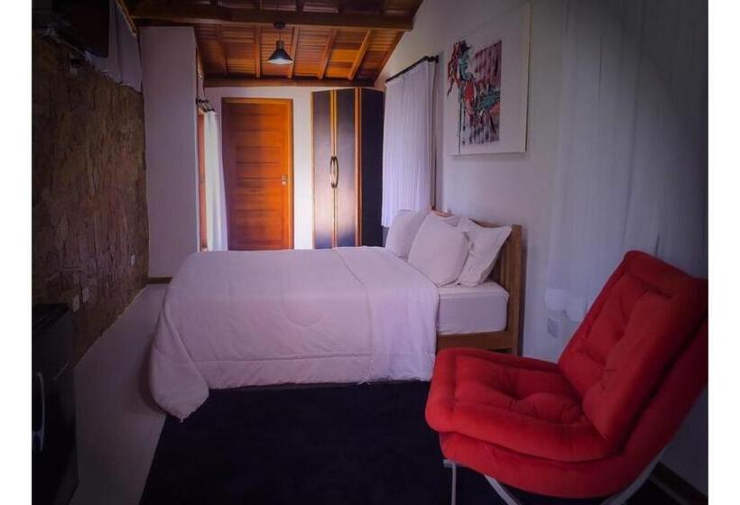 Deluxe Studio, Pousada E Hotel Putini By Oyo