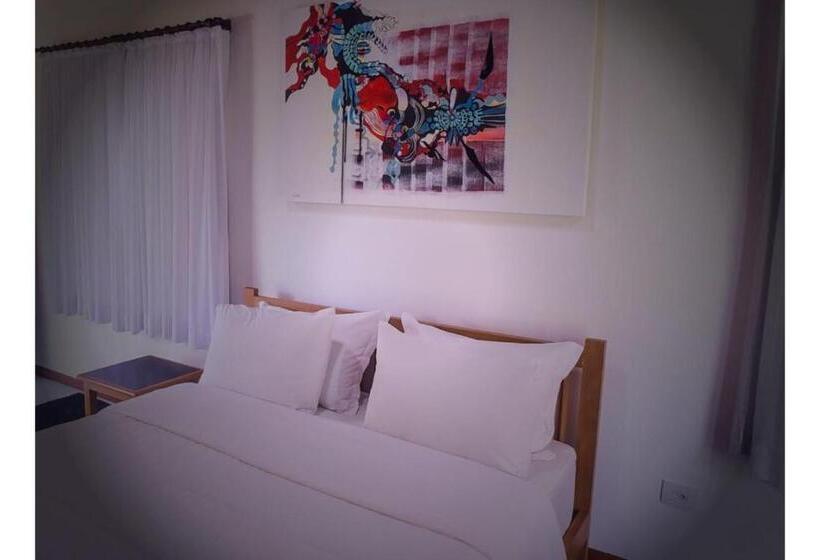 Deluxe Studio, Pousada E Hotel Putini By Oyo