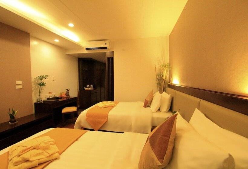 اتاق لوکس, Coron Soleil Garden Resort