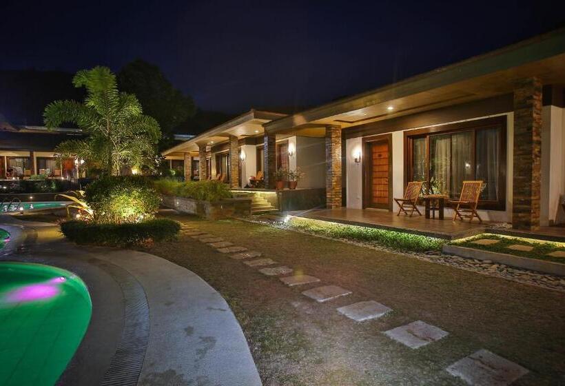 Premium Room Pool View, Coron Soleil Garden Resort