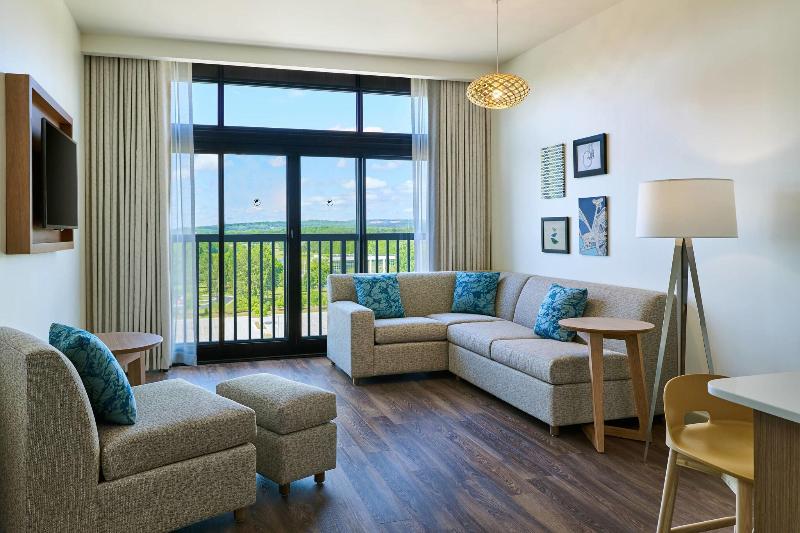 带四张床的标准工作室, Element Huntsville