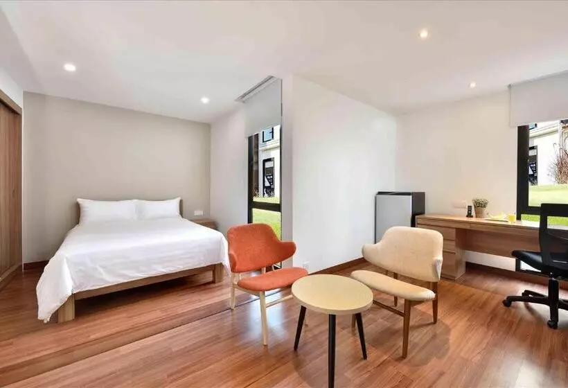 Perhehuone Puutarhanäkymä, Lakeview Terrace Resort Pengerang