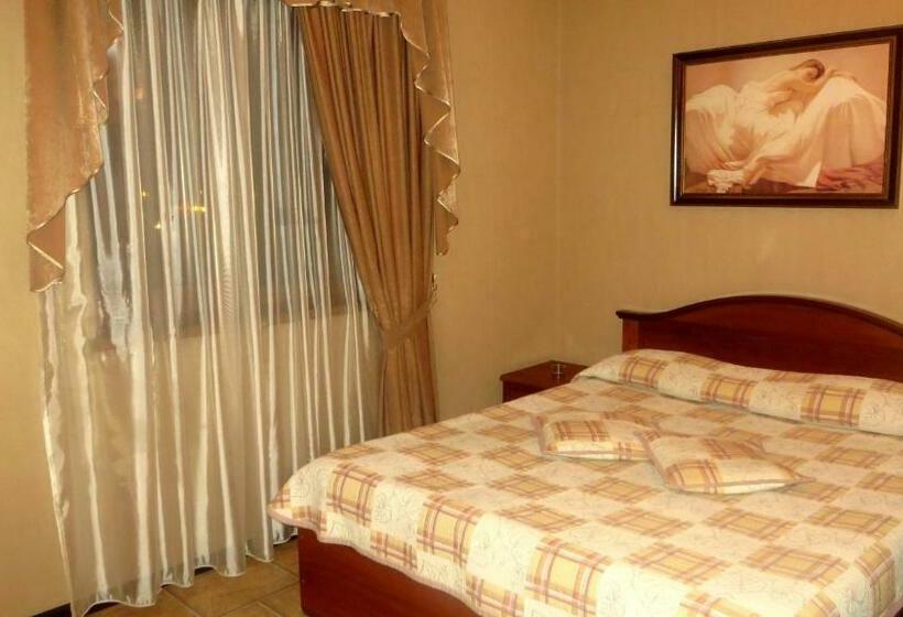 디럭스 룸, Park Avenue Hotel Yerevan