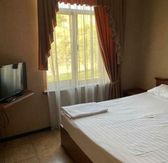 디럭스 룸, Park Avenue Hotel Yerevan