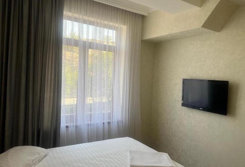 패밀리 스위트, Park Avenue Hotel Yerevan