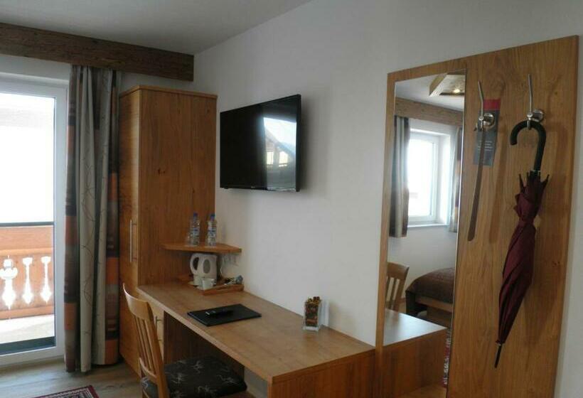 اتاق استاندارد یک نفره, Pension Ballwein