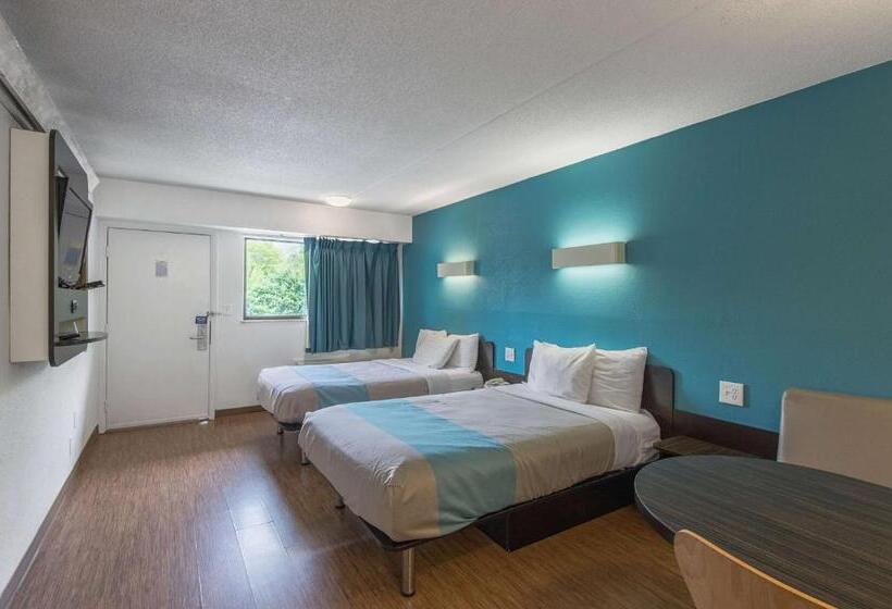 4인용 스탠다드 룸, Motel 6 Overland Park, Ks