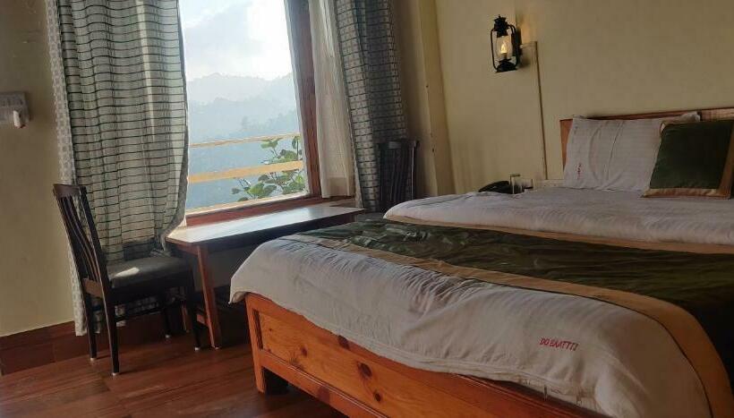 غرفة قياسية مطلة على الجبل, Dobaati By  Lake & Woods