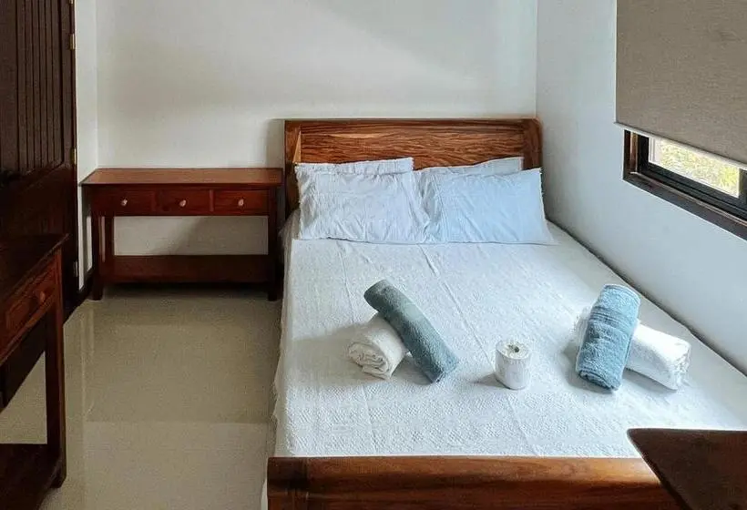 バス共有のスタンダードルーム, Reddoorz At Casa Rafaelle Transient Ilocos Sur