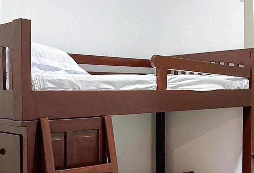 Номер Стандарт с Койками, Reddoorz At Casa Rafaelle Transient Ilocos Sur