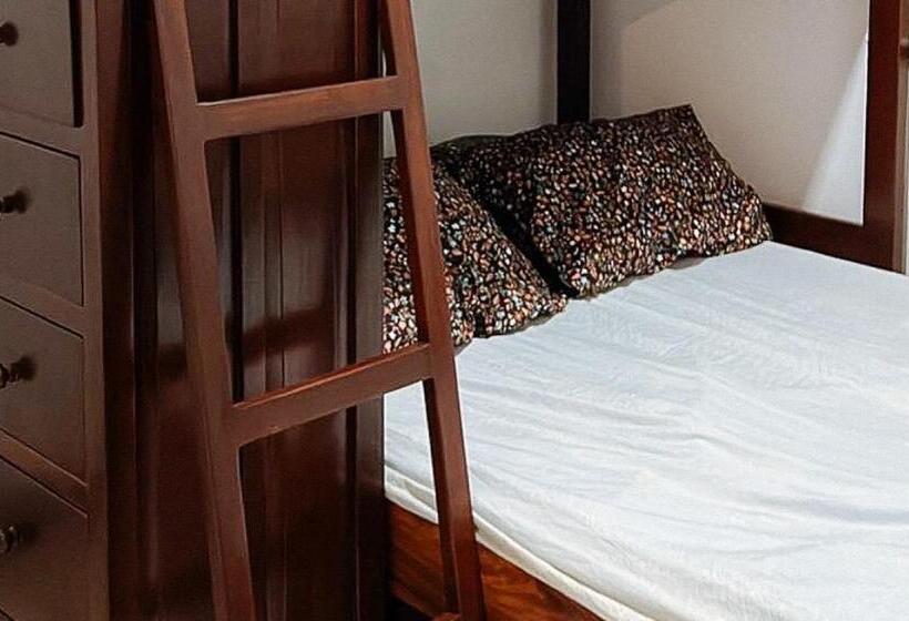 اتاق استاندارد با تختهای تاشو, Reddoorz At Casa Rafaelle Transient Ilocos Sur