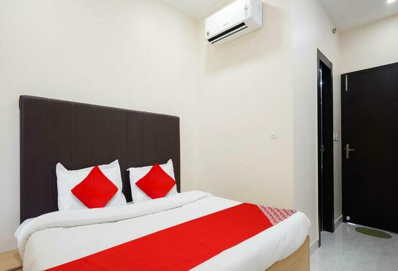 トリプルクラシックルーム, Oyo Flagship Nirmala Palace