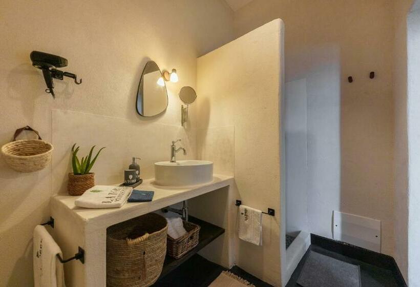 اتاق استاندارد با چشم‌انداز دریا, La Torre Boutique Rooms