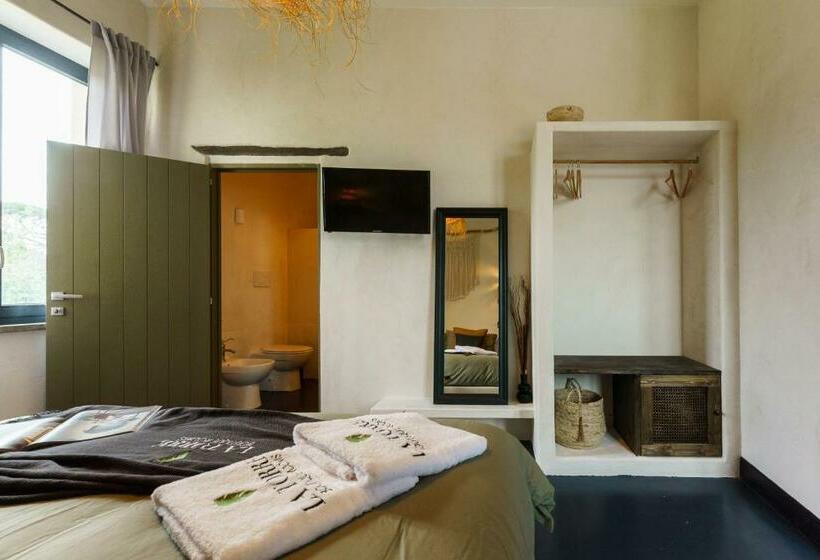 اتاق استاندارد با تخت بزرگ, La Torre Boutique Rooms