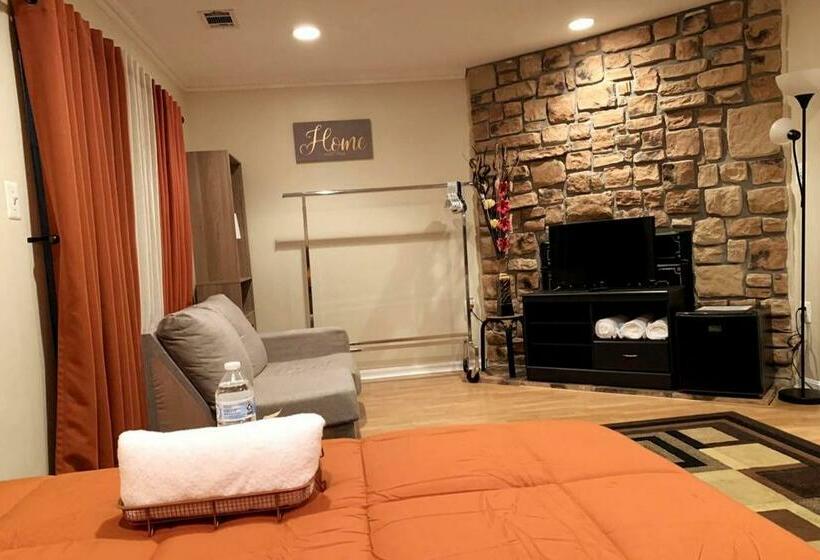 Семейный Номер, Room In House   The    Modern    Gem