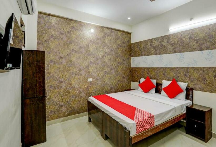 غرفة كلاسيكية ثلاثية, O The Raghav Villa