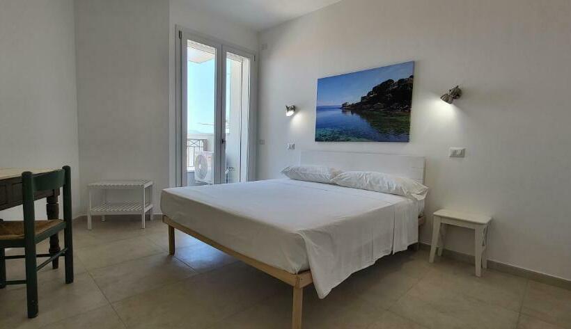 اتاق لوکس, Nuo Room